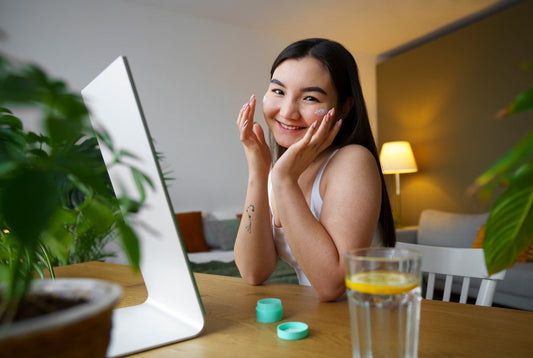 Morning to Night Glow: Skincare Hacks for Women Who Never Stop